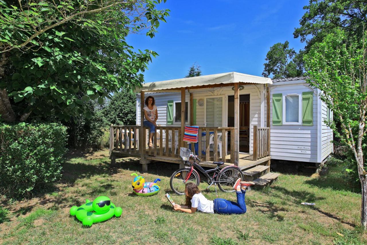 Le Plein Air Des Bories Otel Carsac-Aillac Dış mekan fotoğraf